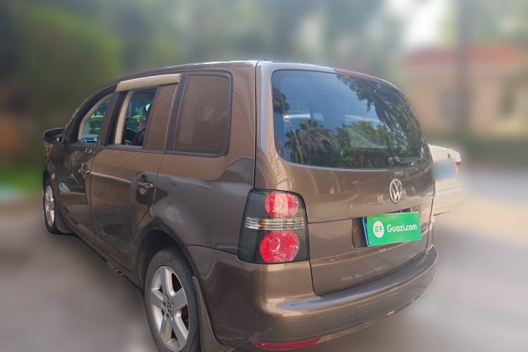 Used Volkswagen Touran 2013 1.4T Manual Fashion Edition 5 Seats Rear Left 45 Deg