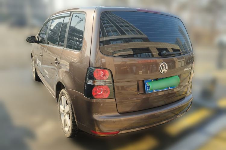 Used Volkswagen Touran 2013 1.4T Manual Fashion Edition 5 Seats Rear Left 45 Deg