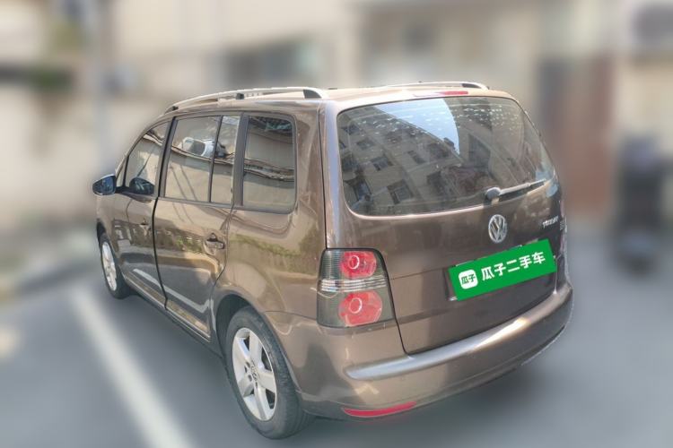 Used Volkswagen Touran 2013 1.4T DSG Comfort Edition 5-Seater Rear Left 45 Deg