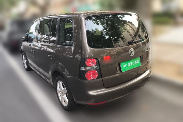 Used Volkswagen Touran 2013 1.4T Manual Fashion Edition 5 Seats Rear Left 45 Deg