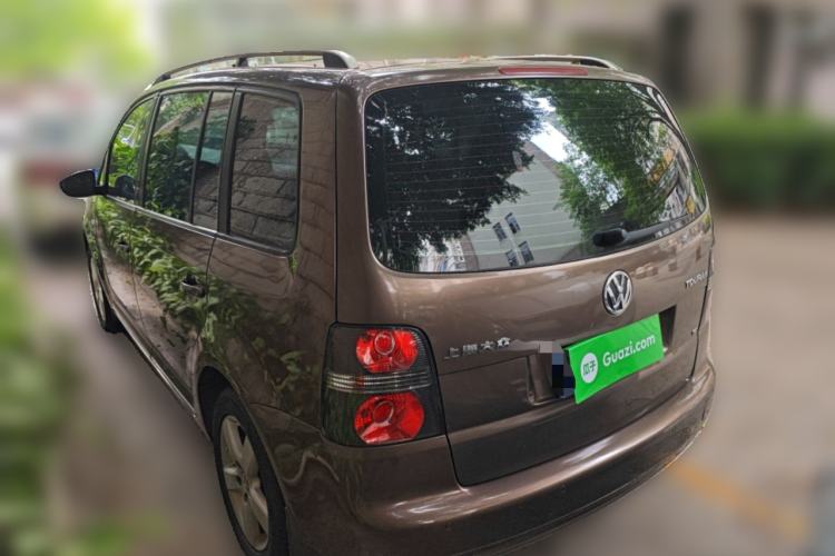 Used Volkswagen Touran 2013 1.4T DSG Comfort Edition 5-Seater Rear Left 45 Deg