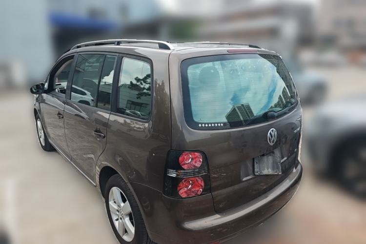 Used Volkswagen Touran 2013 1.4T DSG Comfort Edition 5-Seater Rear Left 45 Deg