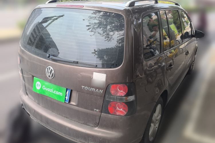 Used Volkswagen Touran 2013 1.4T DSG Comfort Edition 5-Seater Rear Right 45 Deg