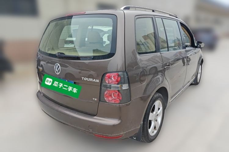 Used Volkswagen Touran 2013 1.4T DSG Comfort Edition 5-Seater Rear Right 45 Deg