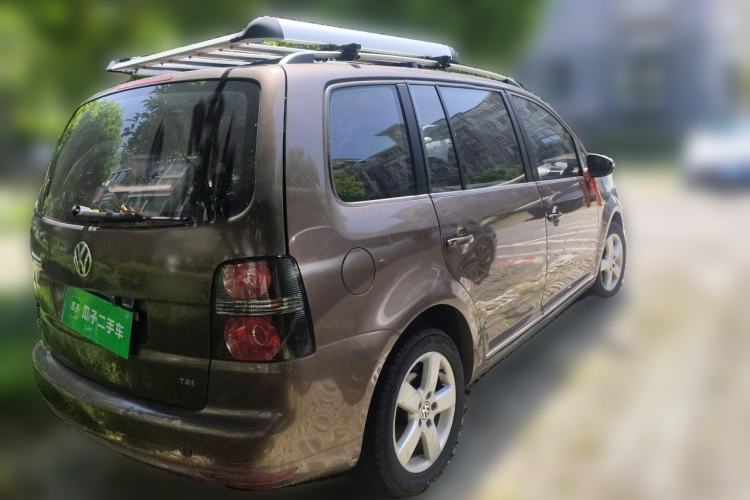 Used Volkswagen Touran 2013 1.4T Manual Comfort Edition 5-Seater Rear Right 45 Deg
