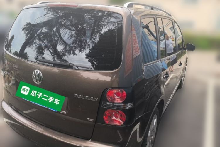 Used Volkswagen Touran 2013 1.4T DSG Comfort Edition 5-Seater Rear Right 45 Deg