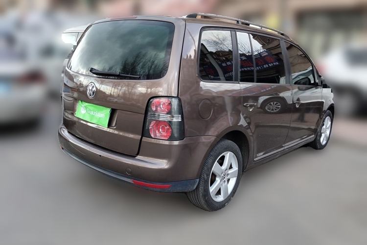 Used Volkswagen Touran 2013 1.4T DSG Comfort Edition 5-Seater Rear Right 45 Deg