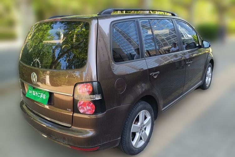 Used Volkswagen Touran 2013 1.4T Manual Fashion Edition 5 Seats Rear Right 45 Deg