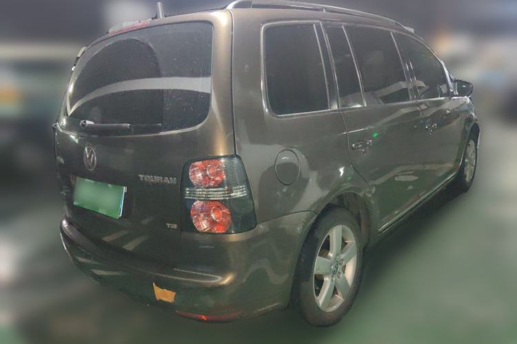 Used Volkswagen Touran 2013 1.4T DSG Comfort Edition 5-Seater Rear Right 45 Deg