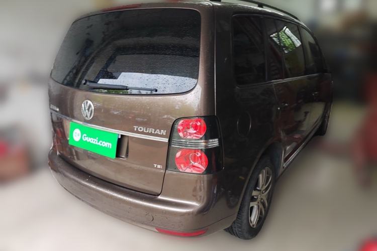 Used Volkswagen Touran 2013 1.4T DSG Smart Edition 5-seater Rear Right 45 Deg