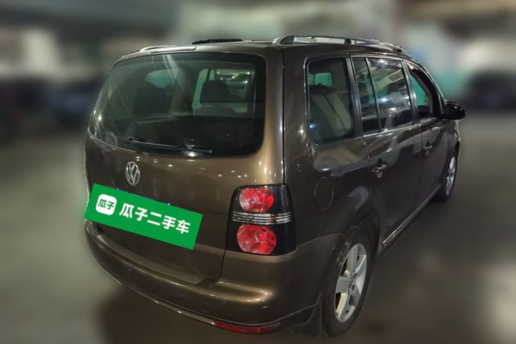 Used Volkswagen Touran 2013 1.4T DSG Comfort Edition 5-Seater Rear Right 45 Deg