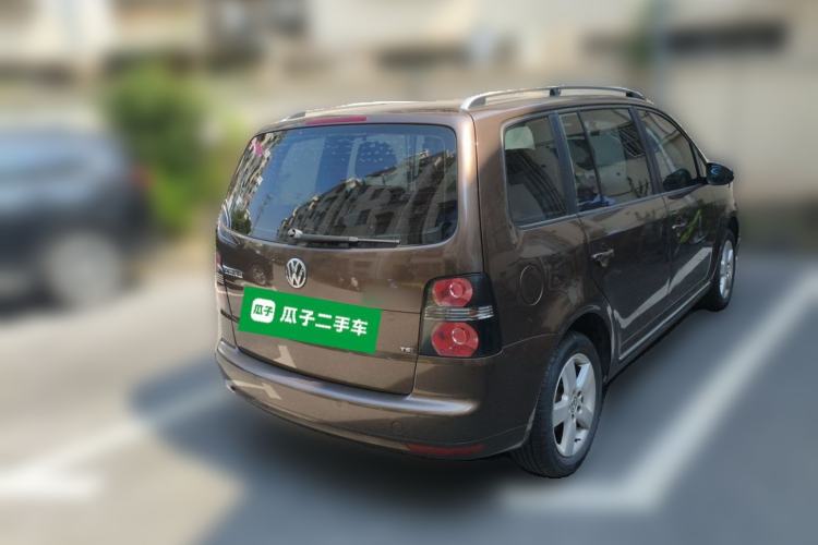 Used Volkswagen Touran 2013 1.4T DSG Comfort Edition 5-Seater Rear Right 45 Deg