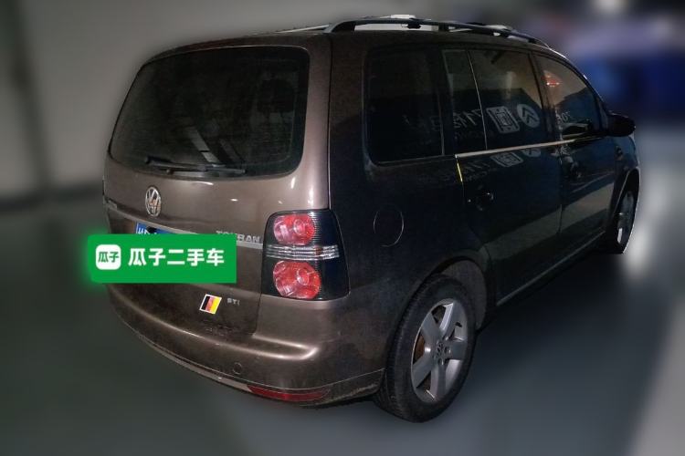 Used Volkswagen Touran 2013 1.4T DSG Comfort Edition 5-Seater Rear Right 45 Deg