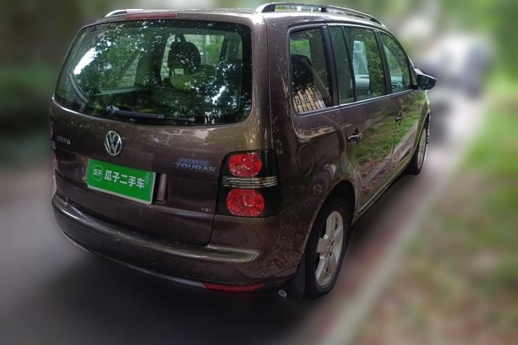 Used Volkswagen Touran 2013 1.4T DSG Comfort Edition 5-Seater Rear Right 45 Deg