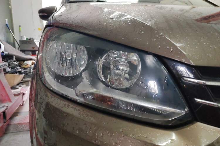 Used Volkswagen Touran 2013 1.4T DSG Smart Edition 5-seater Right Front Headlight