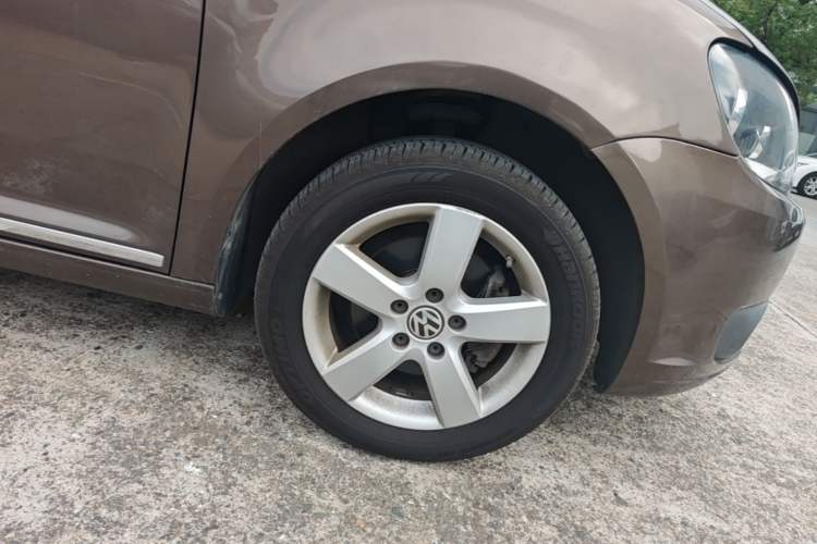 Used Volkswagen Touran 2013 1.4T DSG Comfort Edition 5-Seater Right Front Wheel Hub