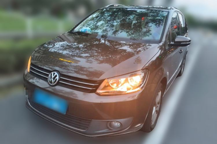 Used Volkswagen Touran 2013 1.4T DSG Comfort Edition 5-Seater Guazi used car, China used car export, Used car for sale, Used  cars, Cheapest cars for sale