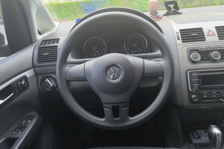 Used Volkswagen Touran 2013 1.4T DSG Comfort Edition 5-Seater Steering Wheel