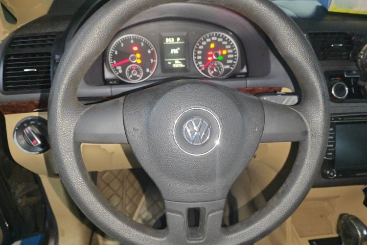 Used Volkswagen Touran 2013 1.4T DSG Comfort Edition 5-Seater Steering Wheel