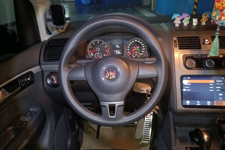 Used Volkswagen Touran 2013 1.4T DSG Comfort Edition 5-Seater Steering Wheel
