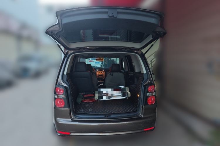 Used Volkswagen Touran 2013 1.4T Manual Comfort Edition 5-Seater Trunk