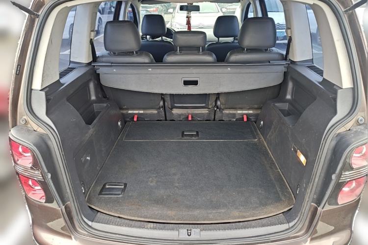 Used Volkswagen Touran 2013 1.4T DSG Comfort Edition 5-Seater Trunk