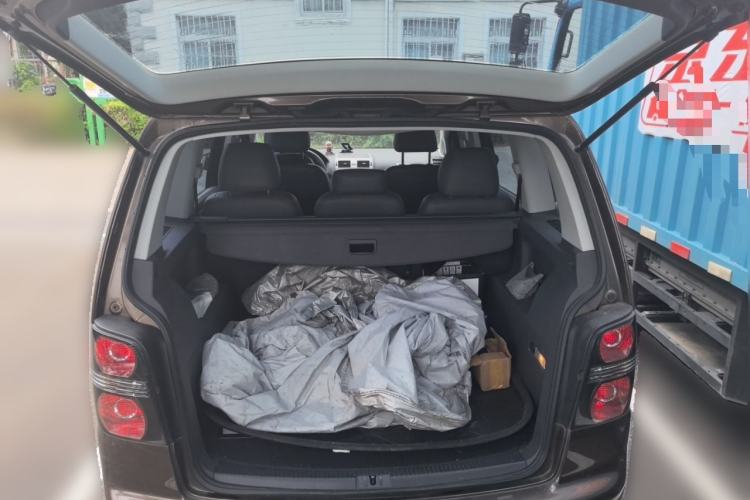 Used Volkswagen Touran 2013 1.4T DSG Comfort Edition 5-Seater Trunk