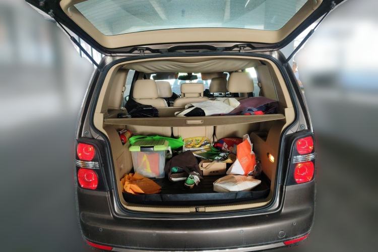 Used Volkswagen Touran 2013 1.4T Manual Comfort Edition 5-Seater Trunk