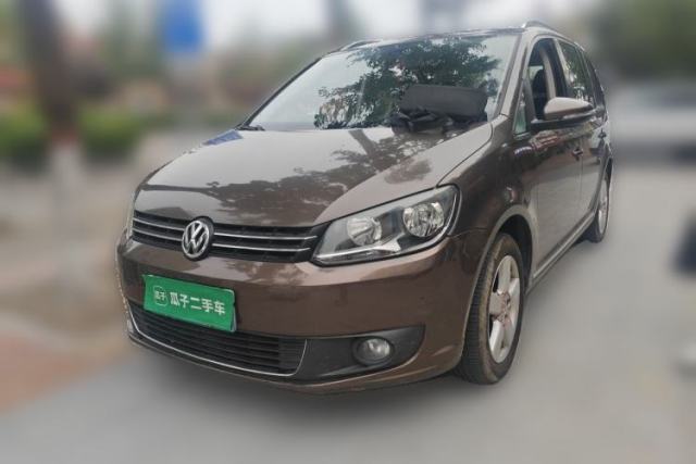 Ojetý Volkswagen Touran 2013 1.4T DSG Comfort Edition 5-Seater