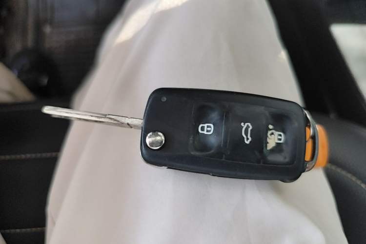 Used Volkswagen Touran 2013 1.4T DSG Comfort Edition 5-Seater Vehicle Key