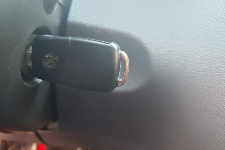 Used Volkswagen Touran 2013 1.4T Manual Fashion Edition 5 Seats Vehicle Key