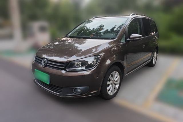 Ojetý Volkswagen Touran 2013 1.4T DSG Smart Edition 5-seater