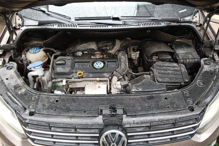 Used Volkswagen Touran 2013 1.4T Manual Comfort Edition 5-Seater Engine Bay