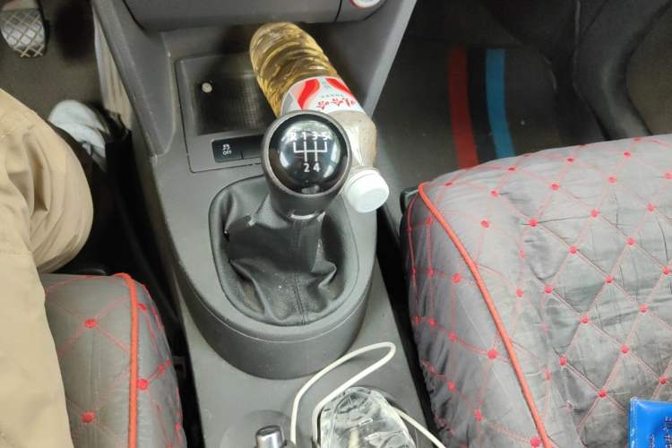 Used Volkswagen Touran 2013 1.4T Manual Fashion Edition 5 Seats Gear Lever