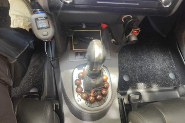 Used Volkswagen Touran 2013 1.4T DSG Comfort Edition 5-Seater Gear Lever