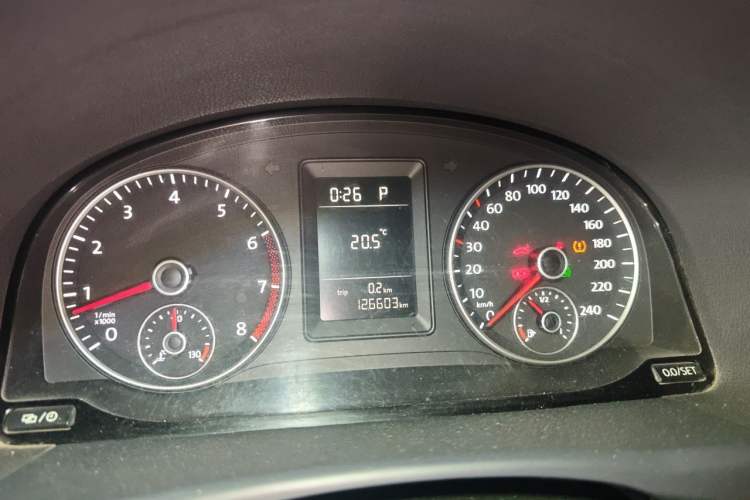 Used Volkswagen Touran 2013 1.4T DSG Comfort Edition 5-Seater Instrument Cluster