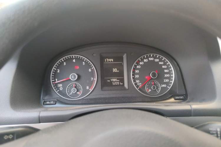 Used Volkswagen Touran 2013 1.4T Manual Fashion Edition 5 Seats Instrument Cluster