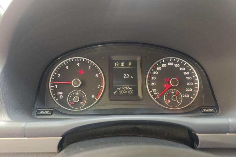 Used Volkswagen Touran 2013 1.4T DSG Comfort Edition 5-Seater Instrument Cluster