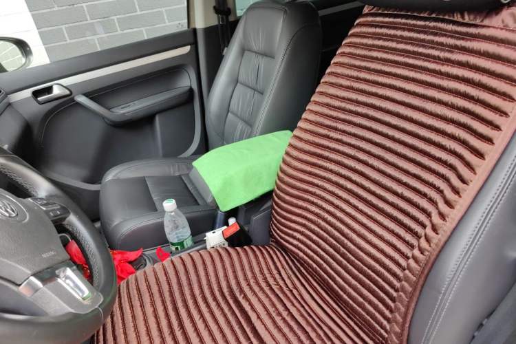 Used Volkswagen Touran 2013 1.4T DSG Smart Edition 7-Seater Left Front Seat