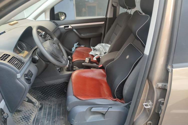 Used Volkswagen Touran 2013 1.4T Manual Fashion Edition 5 Seats Left Front Seat