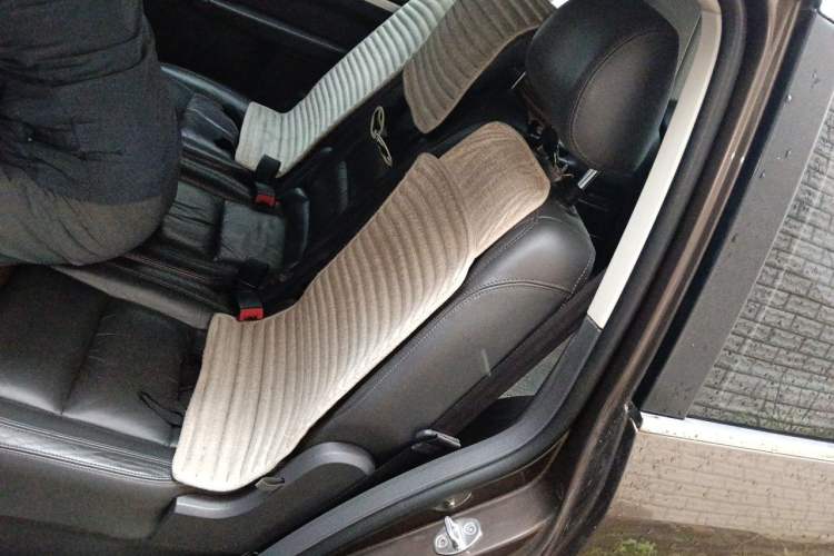 Used Volkswagen Touran 2013 1.4T Manual Comfort Edition 5-Seater Left Rear Seat