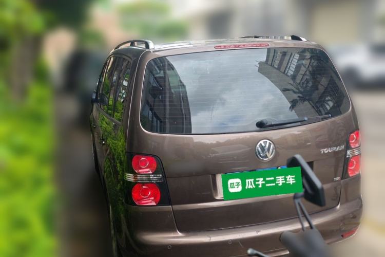 Used Volkswagen Touran 2013 1.4T DSG Comfort Edition 5-Seater Rear Left 45 Deg