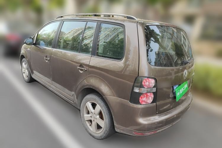 Used Volkswagen Touran 2013 1.4T Manual Fashion Edition 5 Seats Rear Left 45 Deg