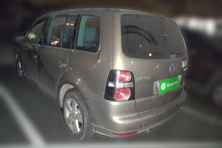Used Volkswagen Touran 2013 1.4T Manual Fashion Edition 5 Seats Rear Left 45 Deg