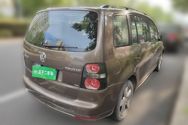 Used Volkswagen Touran 2013 1.4T Manual Fashion Edition 5 Seats Rear Right 45 Deg