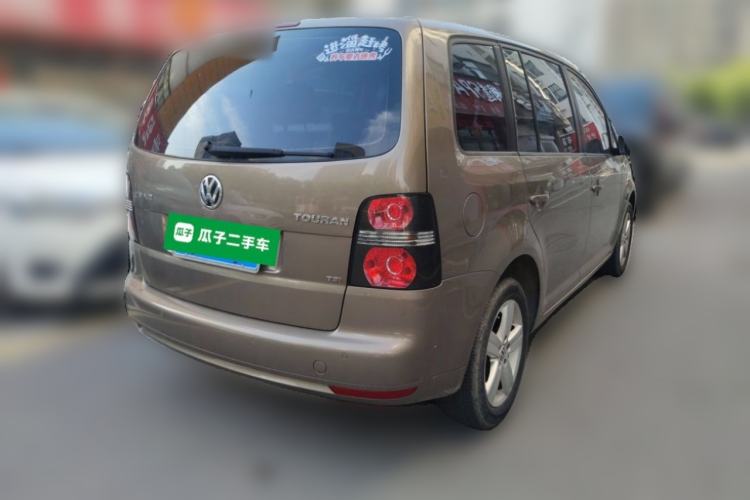 Used Volkswagen Touran 2013 1.4T Manual Fashion Edition 5 Seats Rear Right 45 Deg