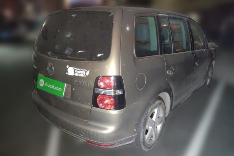 Used Volkswagen Touran 2013 1.4T Manual Fashion Edition 5 Seats Rear Right 45 Deg