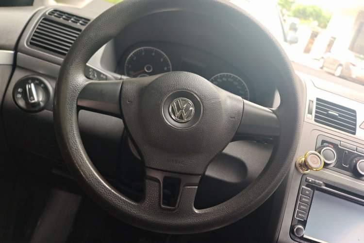Used Volkswagen Touran 2013 1.4T DSG Comfort Edition 5-Seater Steering Wheel