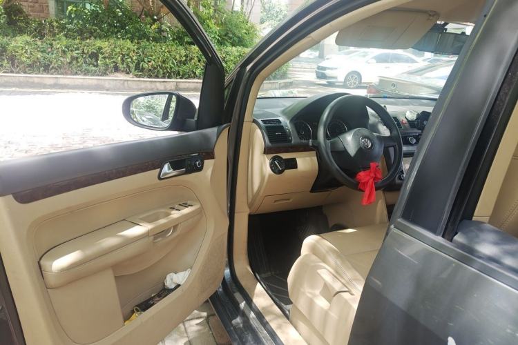 Used Volkswagen Touran 2013 1.4T DSG Comfort Edition 5-Seater Driver Seat