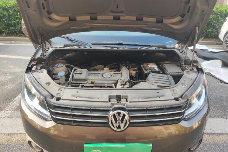 Used Volkswagen Touran 2013 1.4T DSG Smart Edition 5-seater Engine Bay
